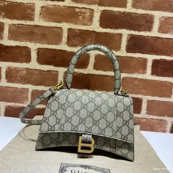Hyper Peter HOURGLASS GUCCI X BALENCIAGA 0520